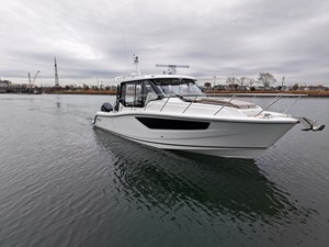Boston Whaler 365 Conquest 3 2026 Boston Whaler 365 Conquest 4