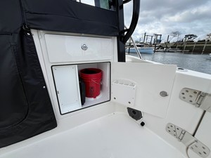 2026 Boston Whaler 365 Conquest 21