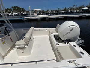 2026 Boston Whaler 190 Montauk 9