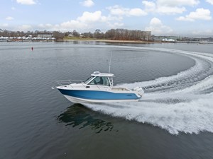 Boston Whaler 285 Conquest 1 2026 Boston Whaler 285 Conquest 2