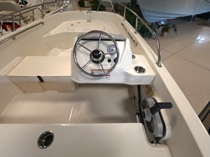 Boston Whaler 160 Super Sport 6 2027 Boston Whaler 160 Super Sport 7