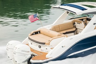 Sea Ray SLX 310 Outboard 4 2025 Sea Ray SLX 310 Outboard 5