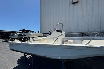 Boston Whaler 150 Montauk 4 2020 Boston Whaler 150 Montauk 5