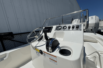 Boston Whaler 150 Montauk 13 2020 Boston Whaler 150 Montauk 14