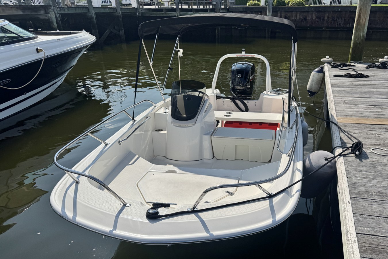 2027 Boston Whaler 160 Super Sport 6