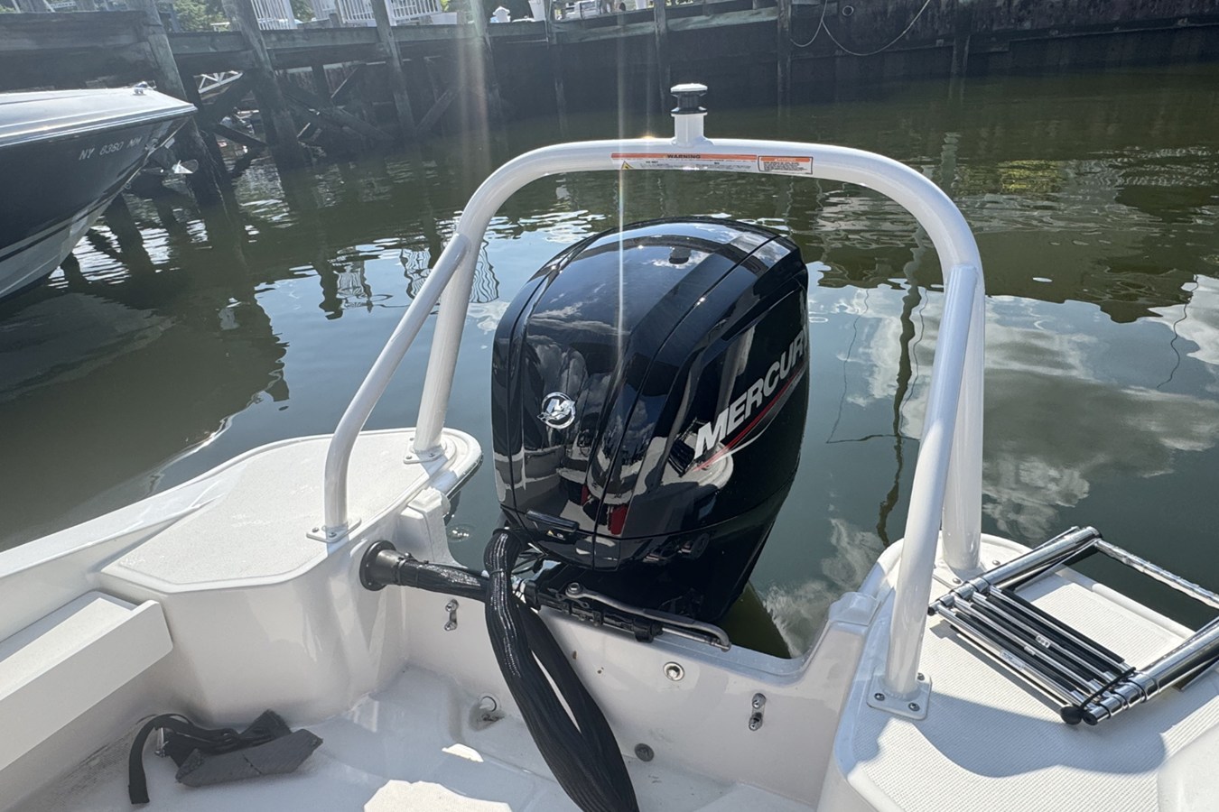2027 Boston Whaler 160 Super Sport 20