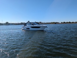 Sea Ray SUNDANCER 370 OUTBOARD 5 2026 Sea Ray SUNDANCER 370 OUTBOARD 6