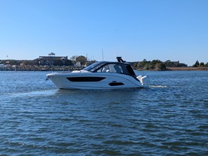 Sea Ray SUNDANCER 370 OUTBOARD 9 2026 Sea Ray SUNDANCER 370 OUTBOARD 10
