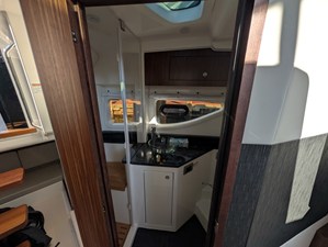 Sea Ray SUNDANCER 370 OUTBOARD 36 2026 Sea Ray SUNDANCER 370 OUTBOARD 37