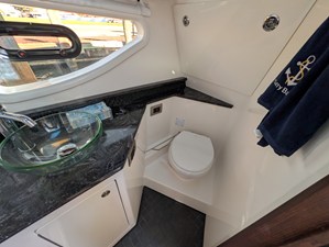 Sea Ray SUNDANCER 370 OUTBOARD 37 2026 Sea Ray SUNDANCER 370 OUTBOARD 38