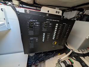 Sea Ray SUNDANCER 370 OUTBOARD 49 2026 Sea Ray SUNDANCER 370 OUTBOARD 50