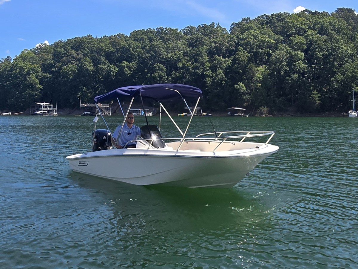 2026 Boston Whaler 160 Super Sport 4