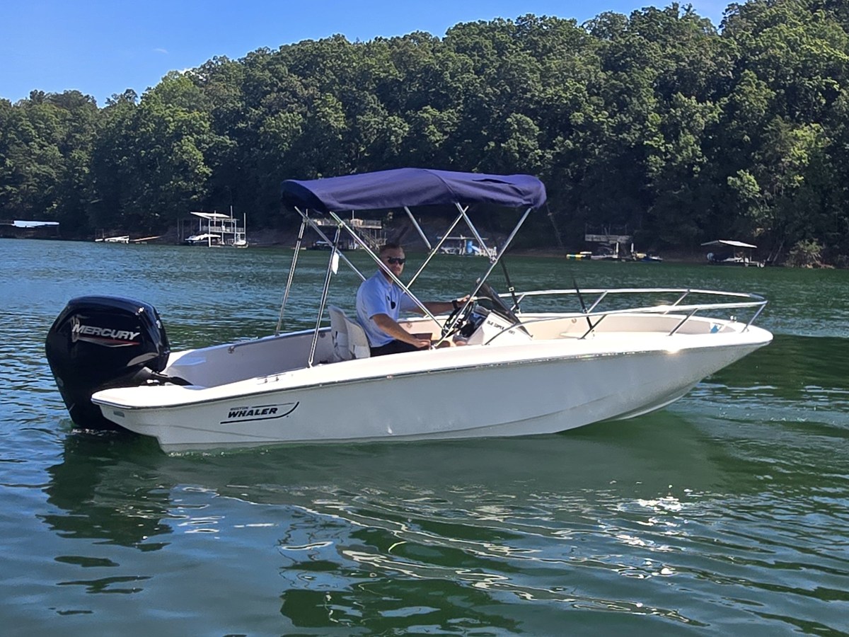 2026 Boston Whaler 160 Super Sport 5