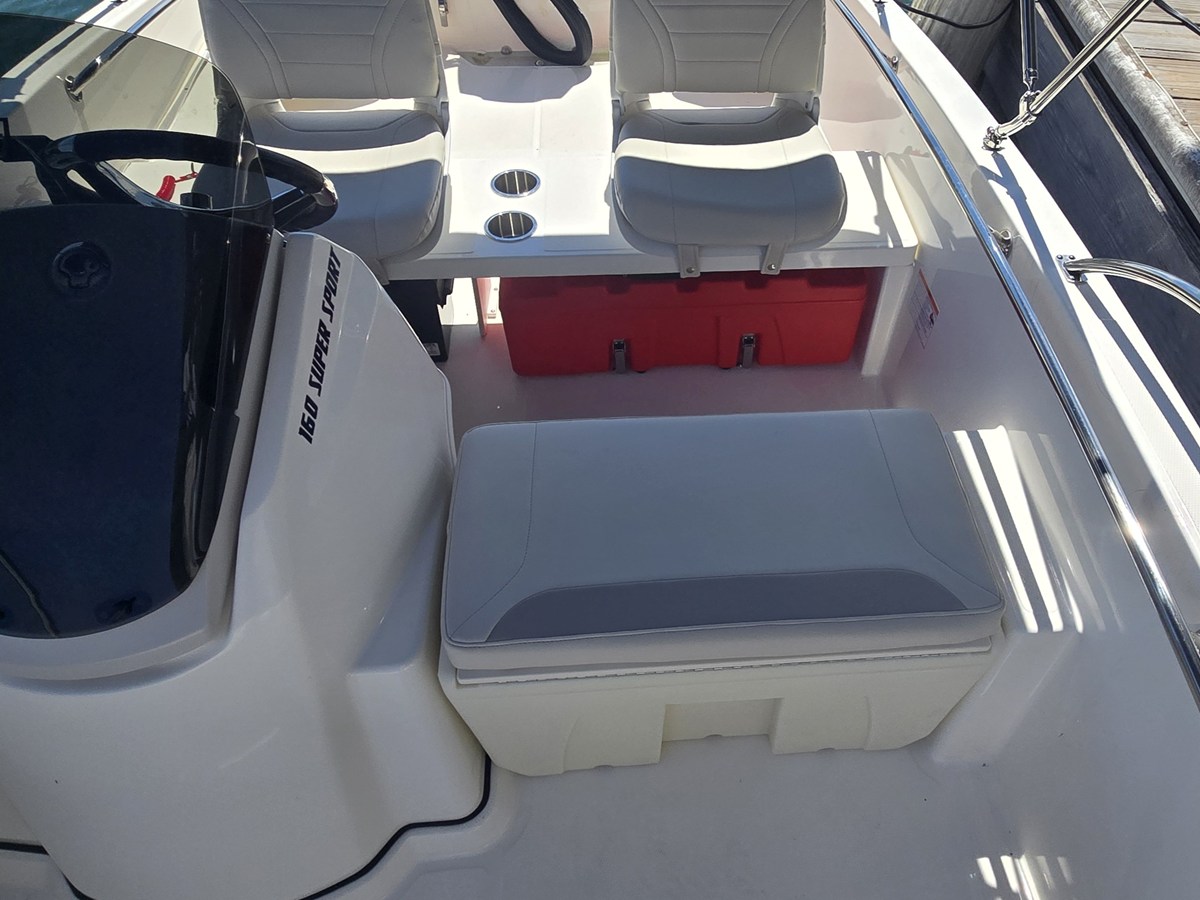 2026 Boston Whaler 160 Super Sport 15