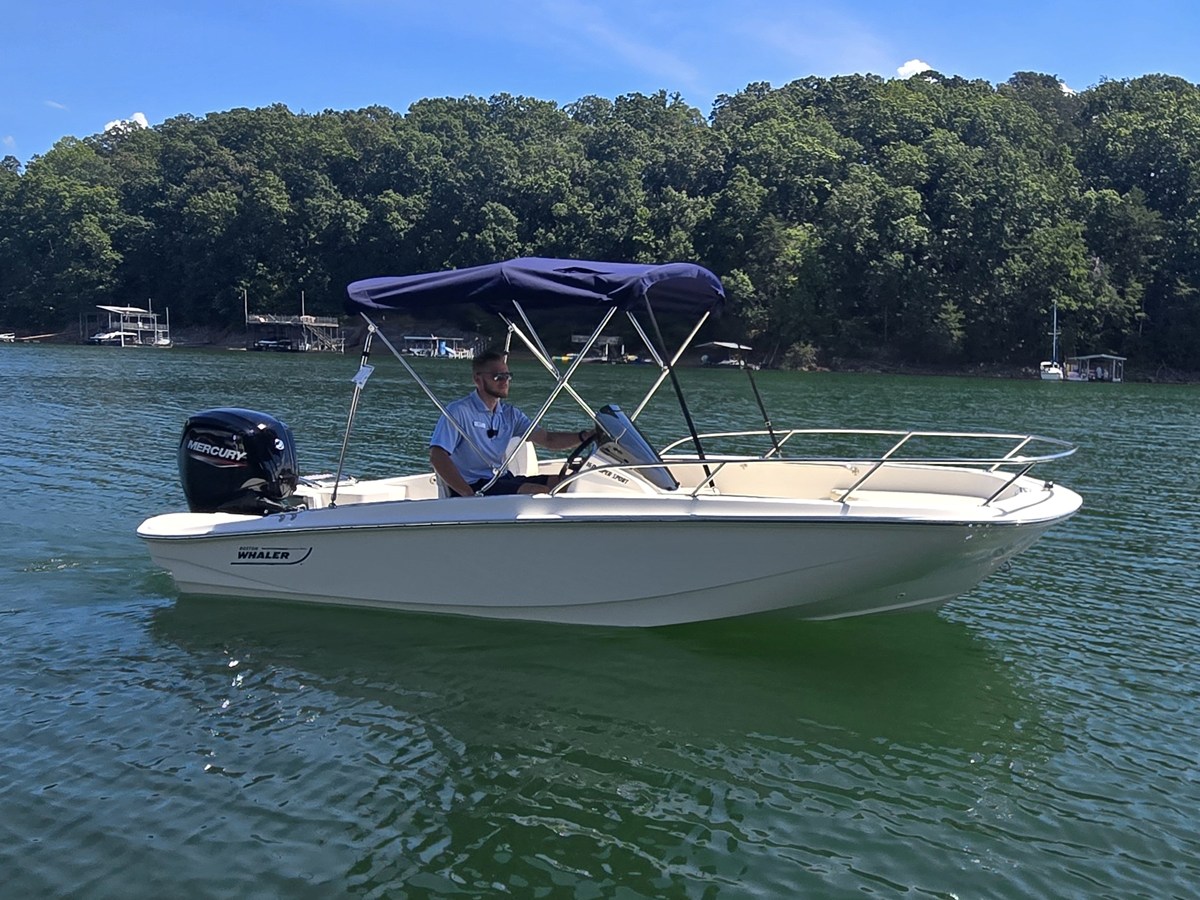 2026 Boston Whaler 160 Super Sport 22