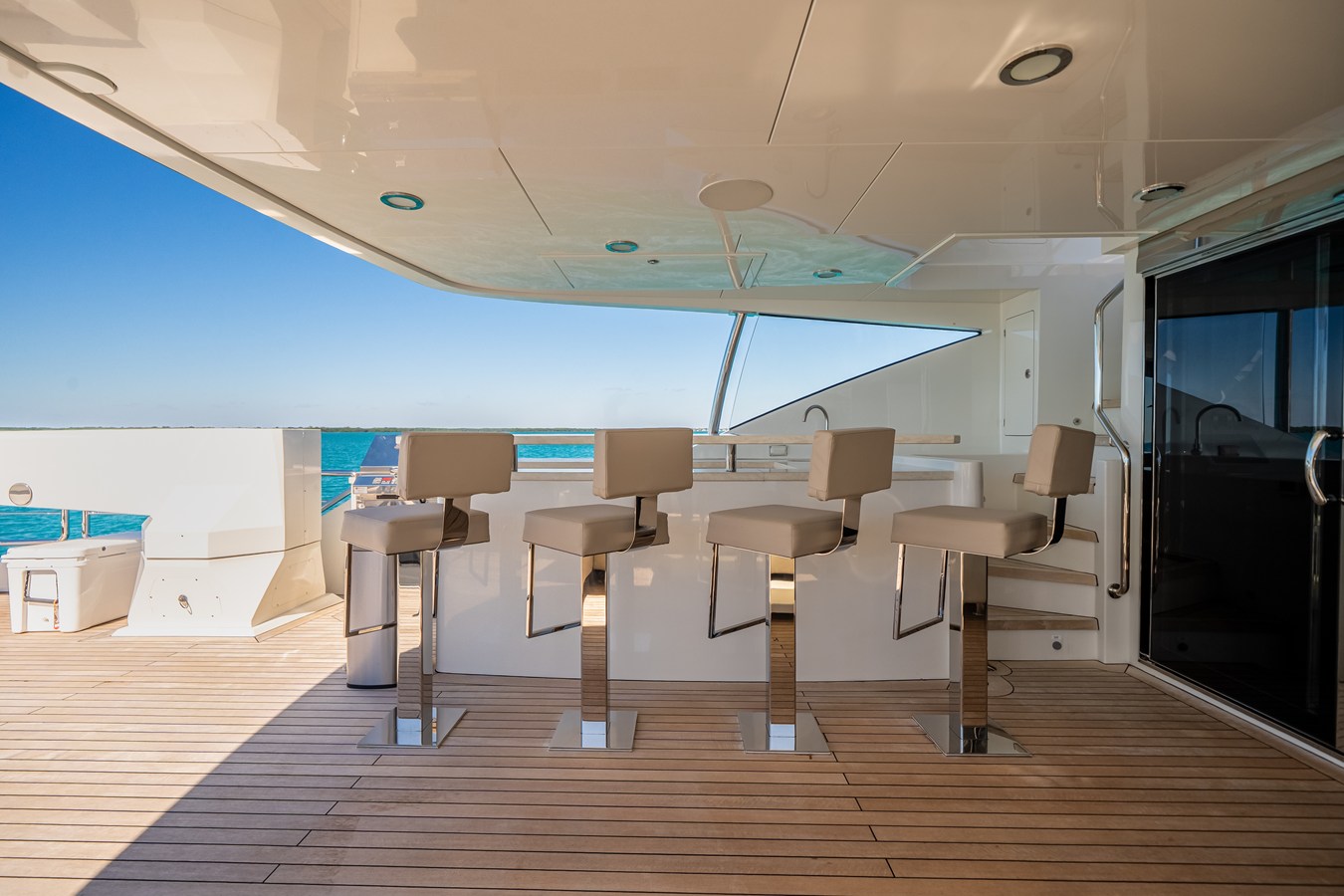 2022 Ocean Alexander 37L 90