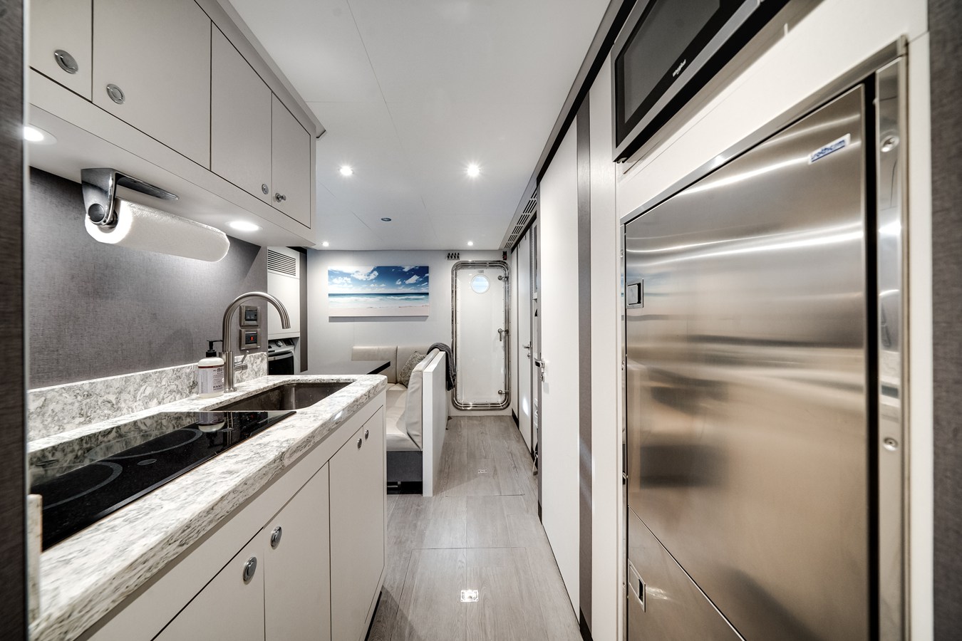 2022 Ocean Alexander 37L 112