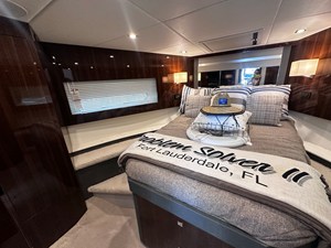 Cruisers Yachts 46 CANTIUS 32 2023 Cruisers Yachts 46 CANTIUS 33