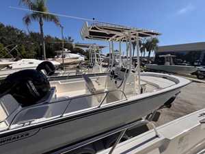 Boston Whaler 190 Montauk 2 2026 Boston Whaler 190 Montauk 3
