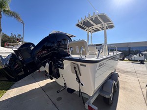 Boston Whaler 190 Montauk 3 2026 Boston Whaler 190 Montauk 4