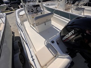 Boston Whaler 190 Montauk 5 2026 Boston Whaler 190 Montauk 6
