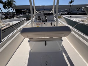 Boston Whaler 190 Montauk 7 2026 Boston Whaler 190 Montauk 8