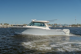 Grady-White Freedom 415 0 2026 Grady-White Freedom 415 1