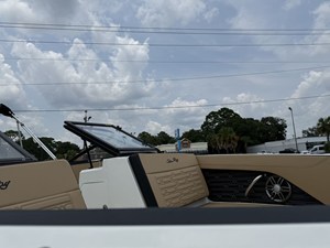 Sea Ray SPX 210 Outboard 13 2026 Sea Ray SPX 210 Outboard 14