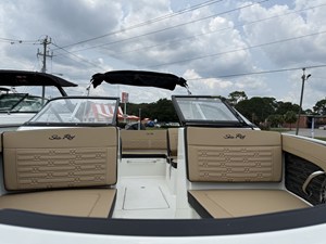 Sea Ray SPX 210 Outboard 14 2026 Sea Ray SPX 210 Outboard 15