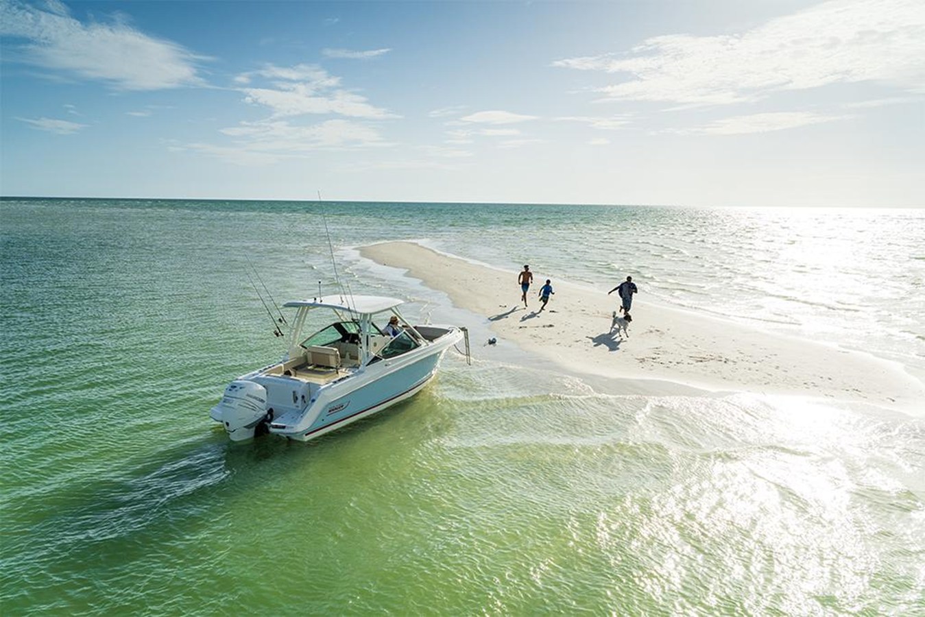 2027 Boston Whaler 240 Vantage 53