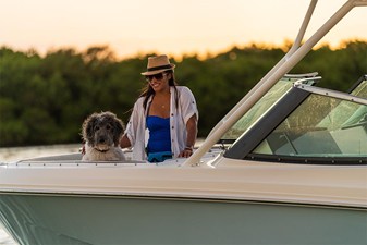 Boston Whaler 240 Vantage 58 2027 Boston Whaler 240 Vantage 59