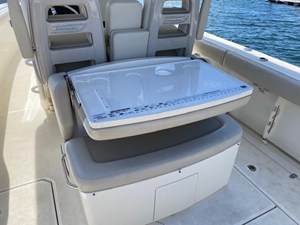 Boston Whaler 330 Outrage 15 2019 Boston Whaler 330 Outrage 16
