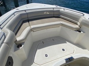 Boston Whaler 330 Outrage 22 2019 Boston Whaler 330 Outrage 23