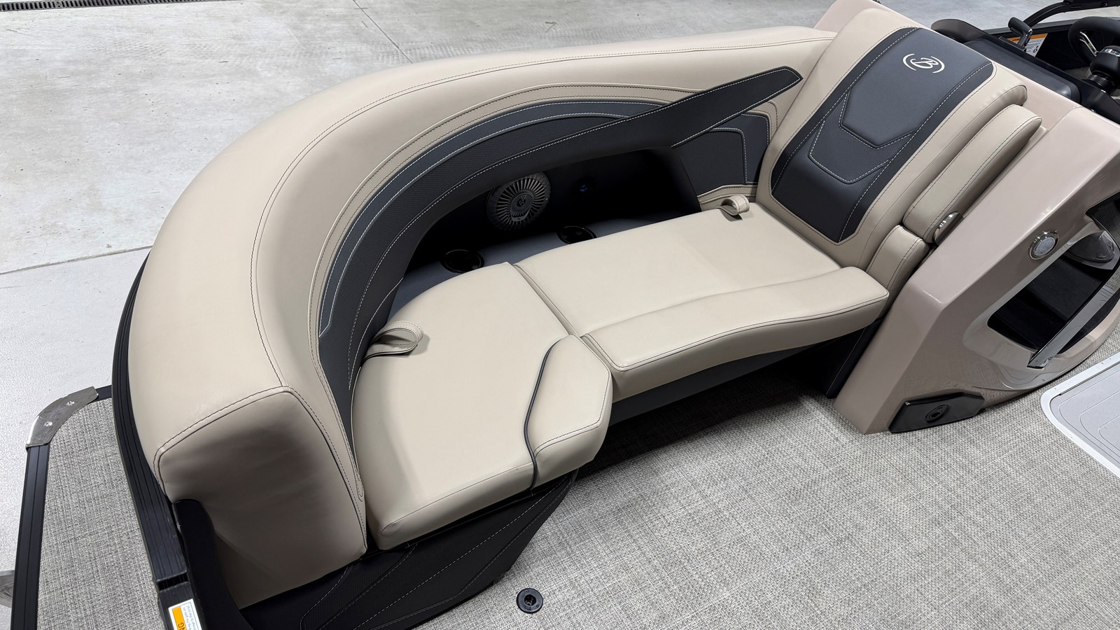 2027 Barletta CABRIO22UC 12