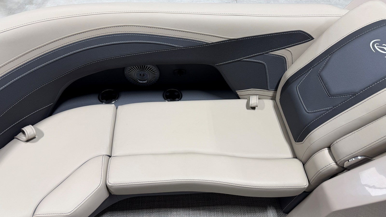 2027 Barletta CABRIO22UC 16