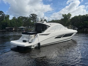 Sea Ray 510 SUNDANCER 16 2016 Sea Ray 510 SUNDANCER 17