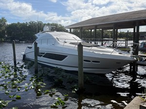 Sea Ray 510 SUNDANCER 23 2016 Sea Ray 510 SUNDANCER 24