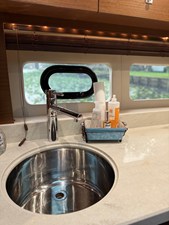 Sea Ray 510 SUNDANCER 34 2016 Sea Ray 510 SUNDANCER 35