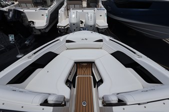 Sea Ray SLX 260 Outboard 26 2027 Sea Ray SLX 260 Outboard 27