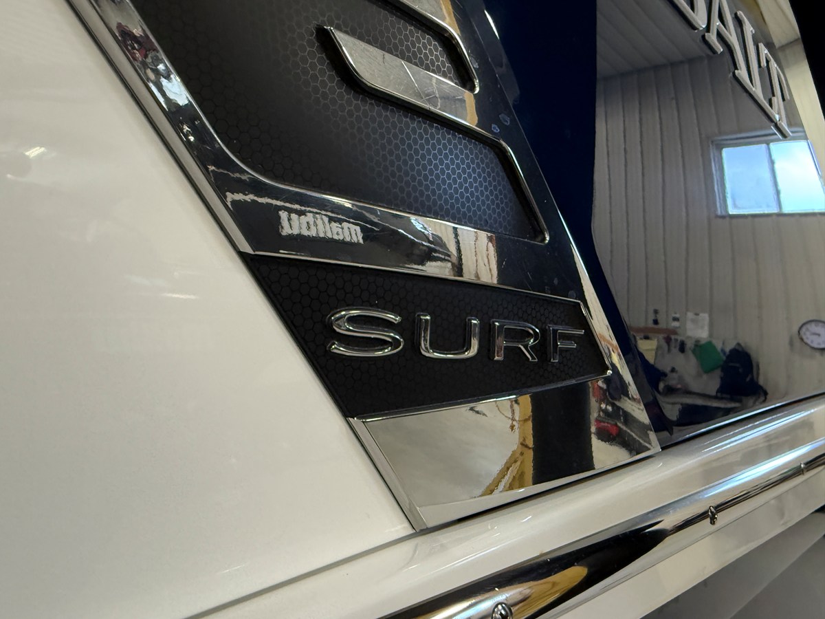 2026 Cobalt R6 SURF 11