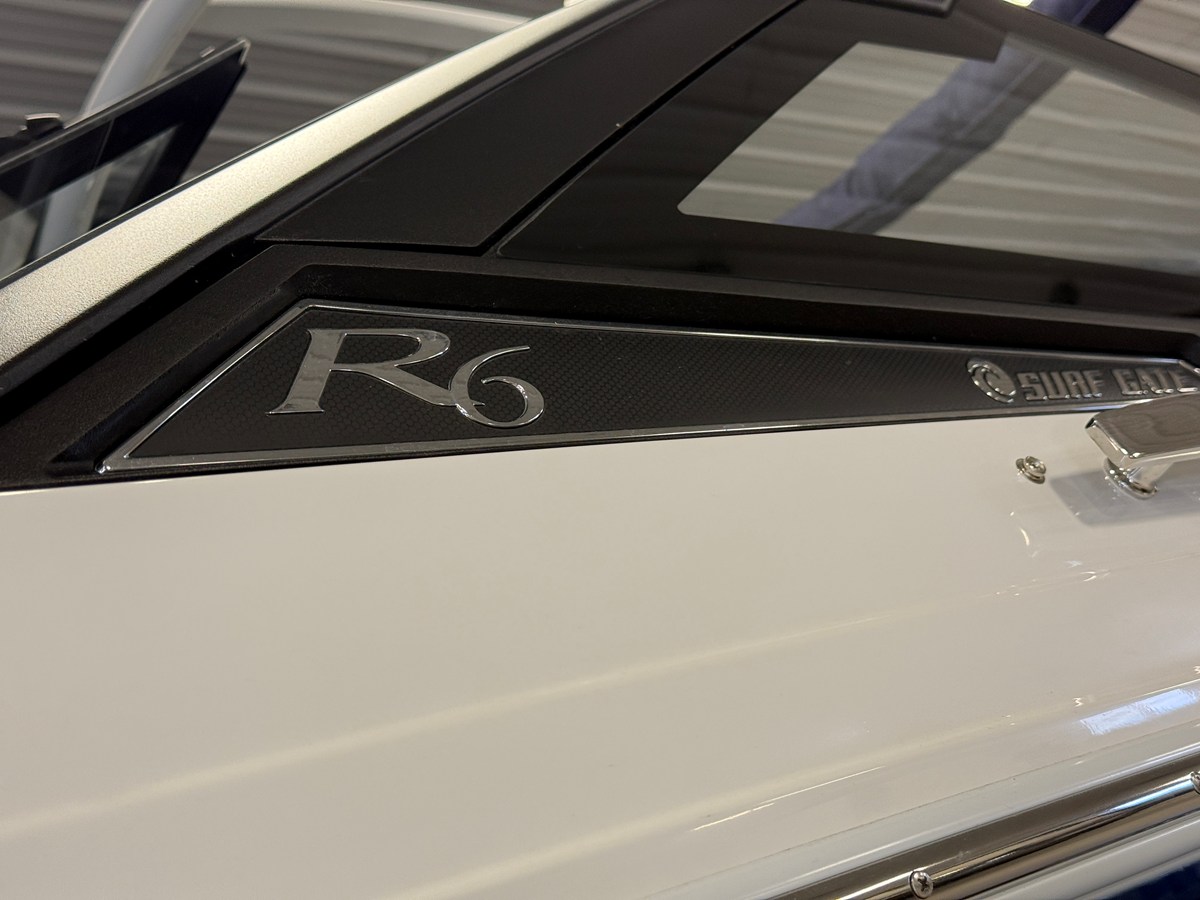 2026 Cobalt R6 SURF 111