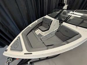 2026 Cobalt R6 SURF 9