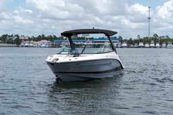 Sea Ray SLX 260 Outboard 7 2027 Sea Ray SLX 260 Outboard 8