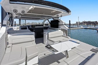 Cruisers Yachts 50 GLS OB 10 2026 Cruisers Yachts 50 GLS OB 11