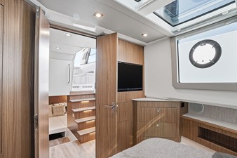 Cruisers Yachts 50 GLS OB 39 2026 Cruisers Yachts 50 GLS OB 40
