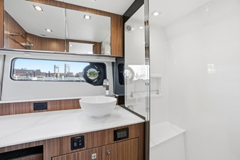 Cruisers Yachts 50 GLS OB 40 2026 Cruisers Yachts 50 GLS OB 41