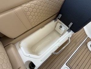 Sea Ray 270 SDX 8 2024 Sea Ray 270 SDX 9