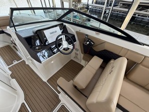 Sea Ray 270 SDX 9 2024 Sea Ray 270 SDX 10