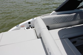 Sea Ray SDX 270 Outboard 28 2026 Sea Ray SDX 270 Outboard 29
