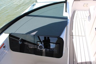 Sea Ray SDX 270 Outboard 42 2026 Sea Ray SDX 270 Outboard 43